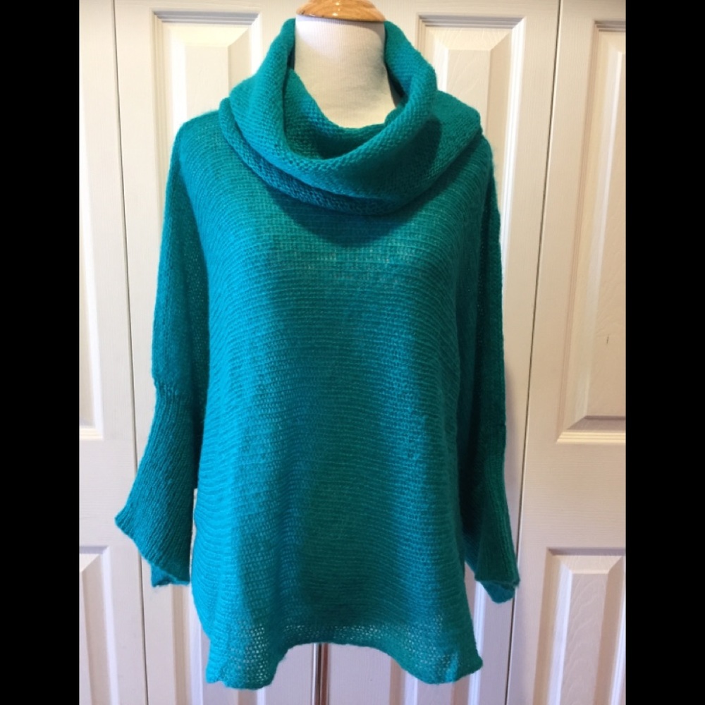 NWOT~Simple Sexiness Soft & Cozy Knit Sweater